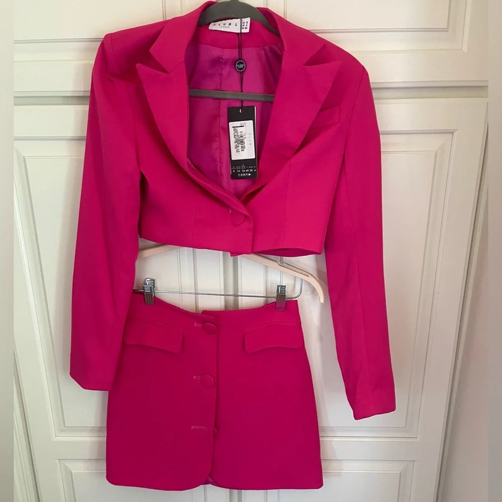 Barbie Pink Blazer + Skirt Set 💕 - Picture 5 of 9